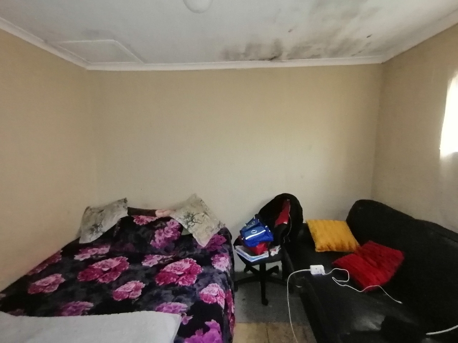 3 Bedroom Property for Sale in Ekuphumleni Western Cape